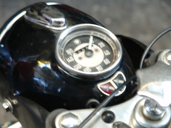 bmw-r-preta64-07.JPG