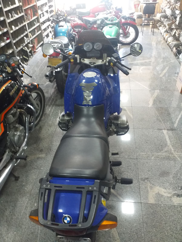 R1100RS_04.jpg
